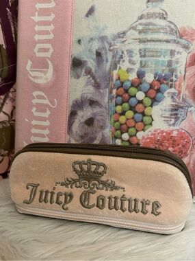 Y2K Vintage 2010 Juicy Couture Pink Velour Cosmetic Case Mirror